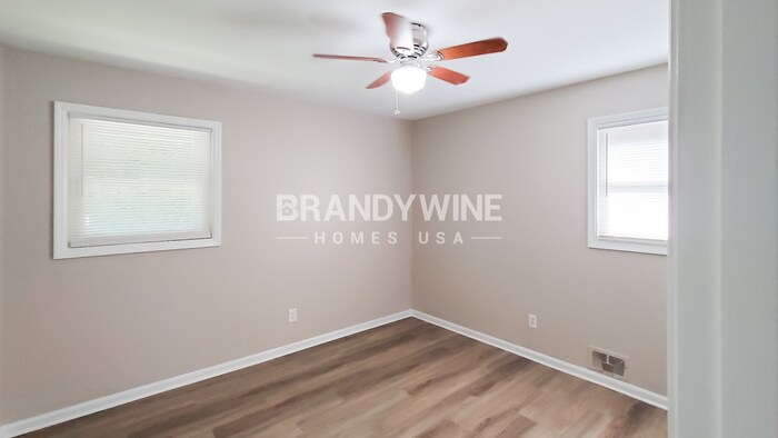 Building Photo - 3325 Devilla Trce