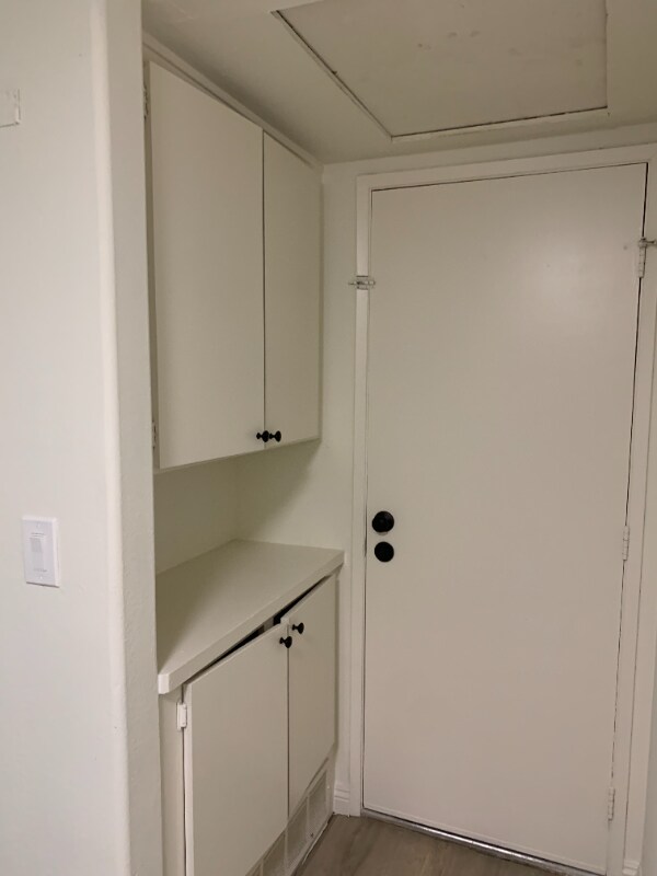 Building Photo - 4571 Lockhaven Cir