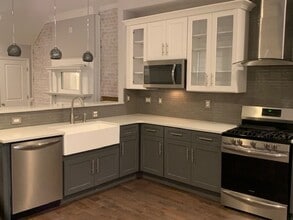 Building Photo - Charming Philadelphia Home in a Prime Location