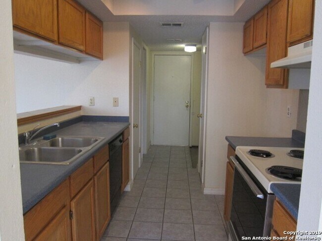 Building Photo - 9906-9908 Ardash Ln