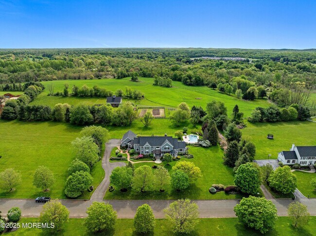 Building Photo - 13 Driftwood Ln