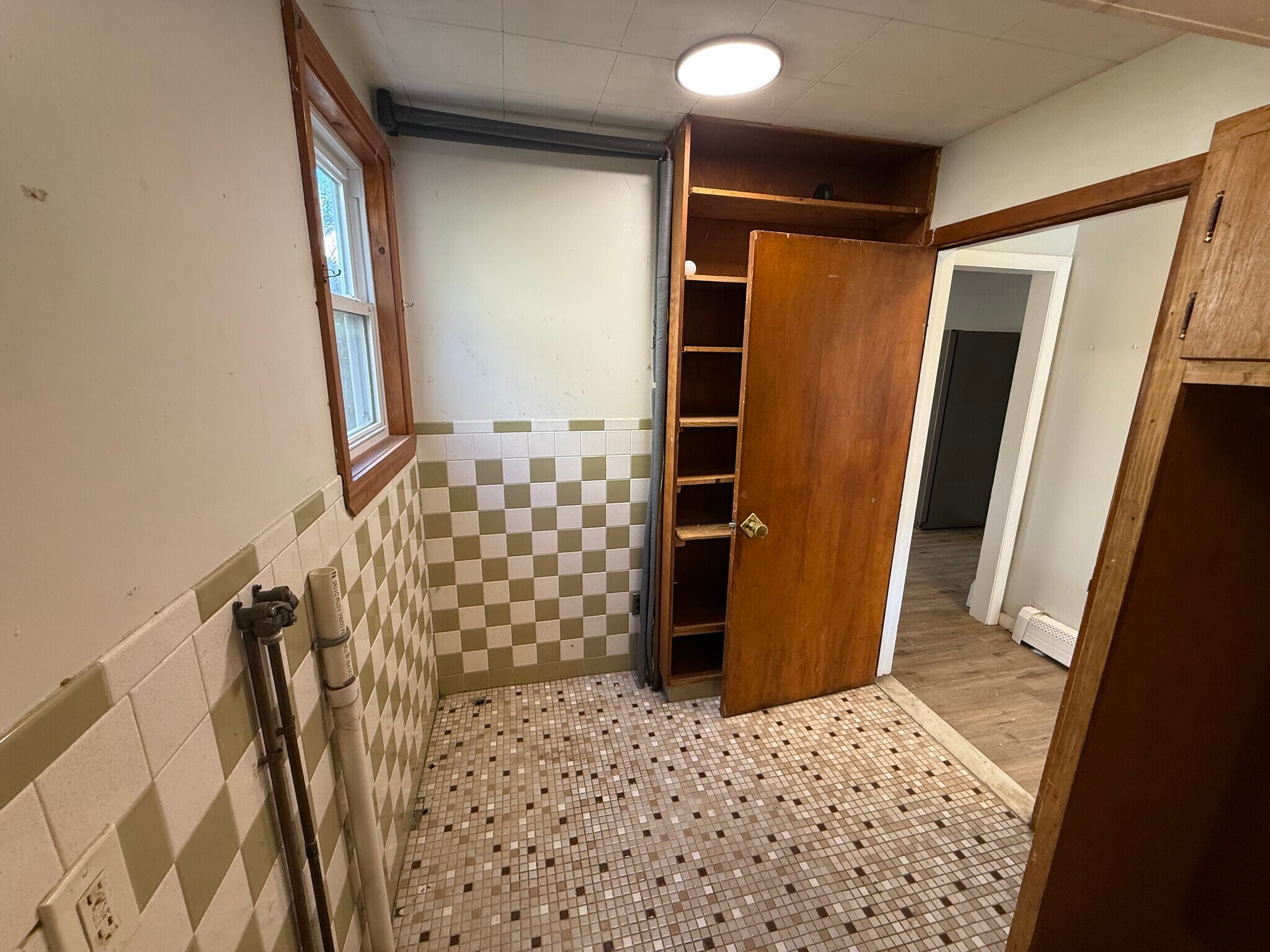 Laundry rm - 45 Union St