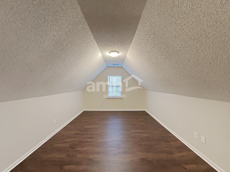 Building Photo - 6515 Goldenblush Cir