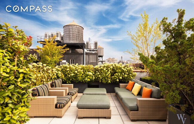 Building Photo - 140 W 22nd St