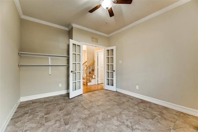 Building Photo - 660 Hobie Point Dr