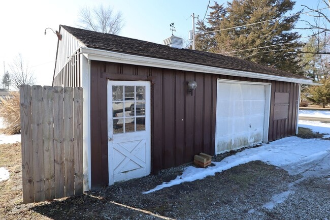 Building Photo - 3 Bedroom Arcadia Rambler!