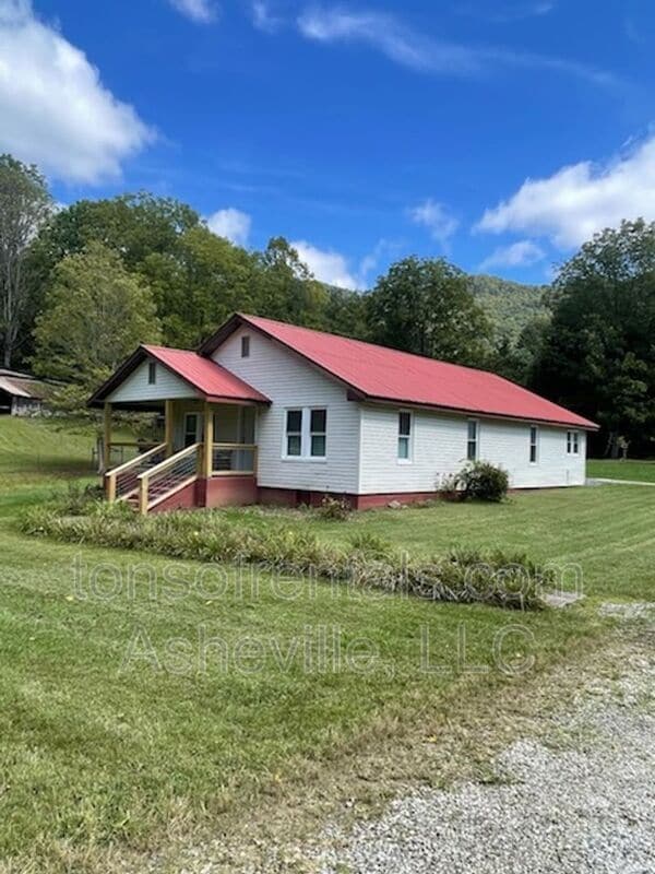 Building Photo - 360 N Jones Creek Rd
