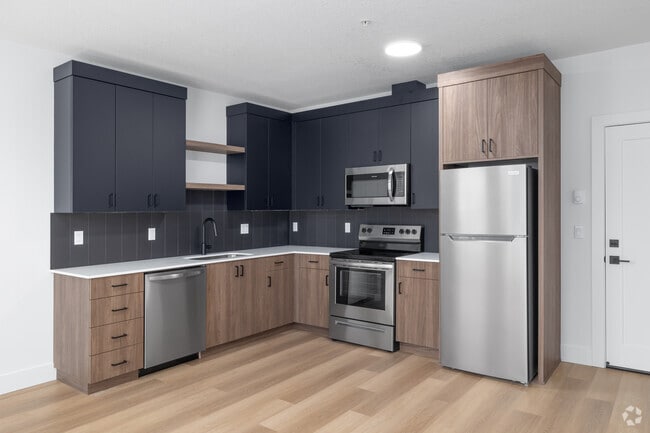 2BR, 2BA - 720SF - Clay St Apartments