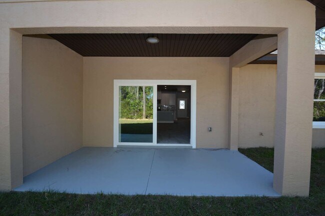 Building Photo - 25 Rosepetal Ln