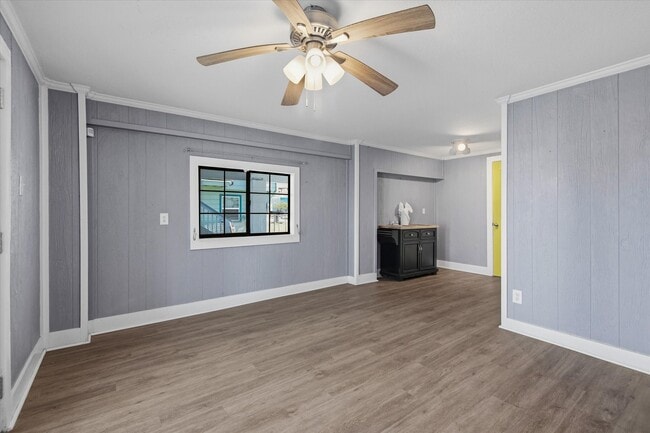 Building Photo - 606 Warsaw Dr