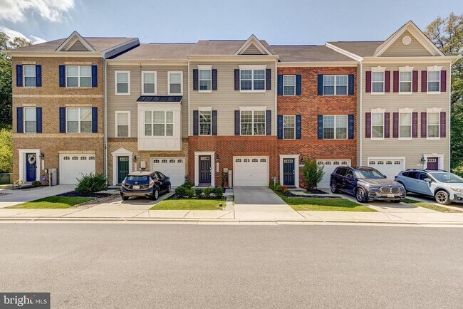 Primary Photo - 1317 Hawthorn Dr