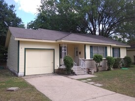 Building Photo - 3403 Briscoe St