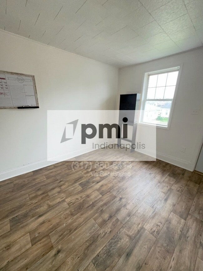 Building Photo - 955 S 22nd St