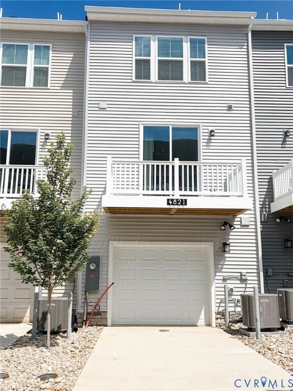 Building Photo - 4821 Cloverleigh Dr