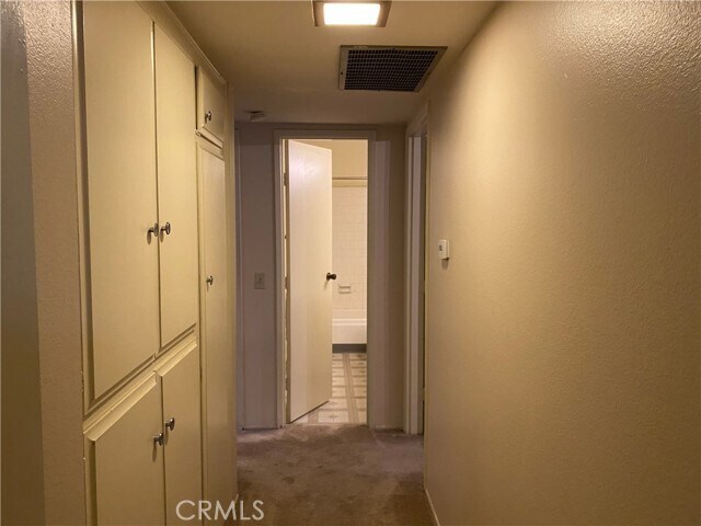 Building Photo - 815 Magnolia Ave