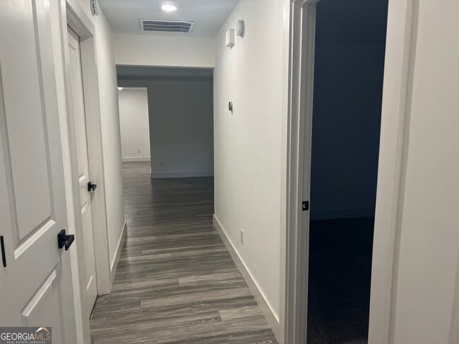 Building Photo - 5455 Forest Falls Dr