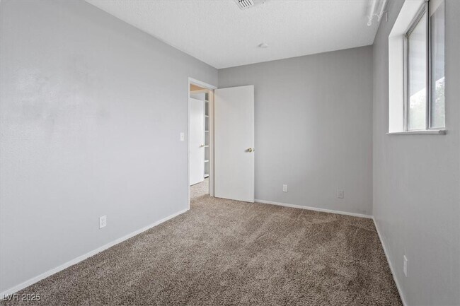 Building Photo - 1417 Elizabeth Ave