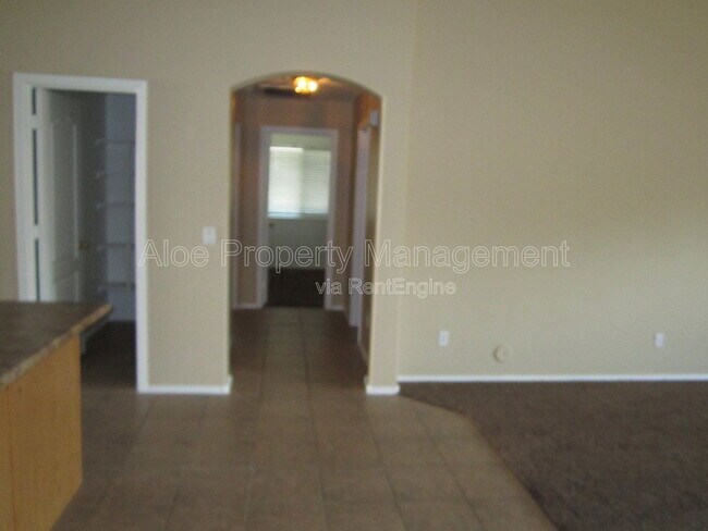 Building Photo - 18671 N Madison Rd