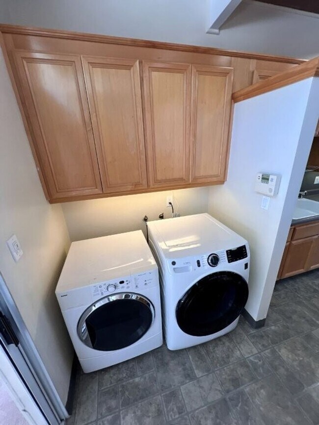 Building Photo - Hardeman