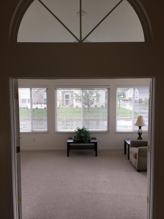 Building Photo - 6135 Quarry's Edge Ln