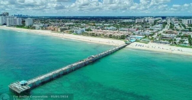 Building Photo - 4117 Bougainvilla Dr