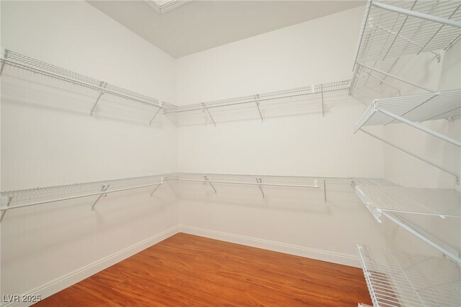 Building Photo - 2585 Portsmouth Creek Ave