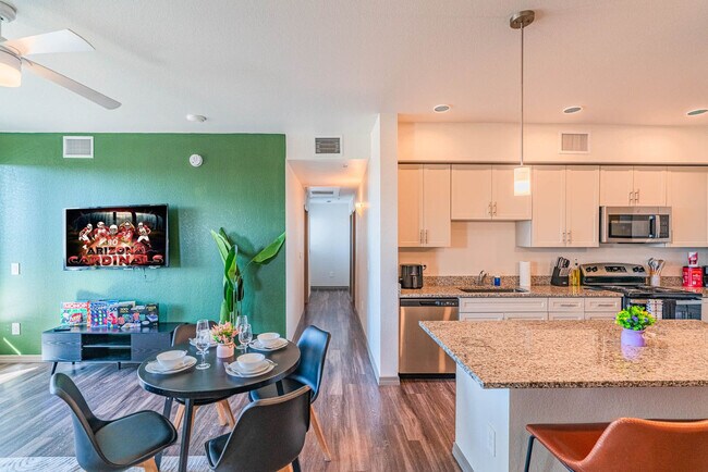 Building Photo - 9600 W Georgia Ave