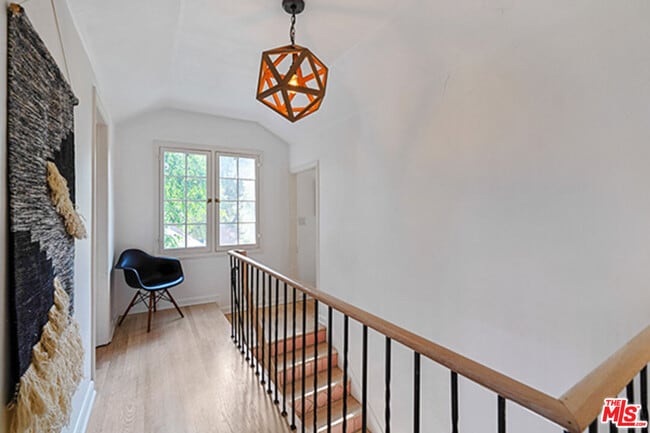 Building Photo - 6402 Ivarene Ave