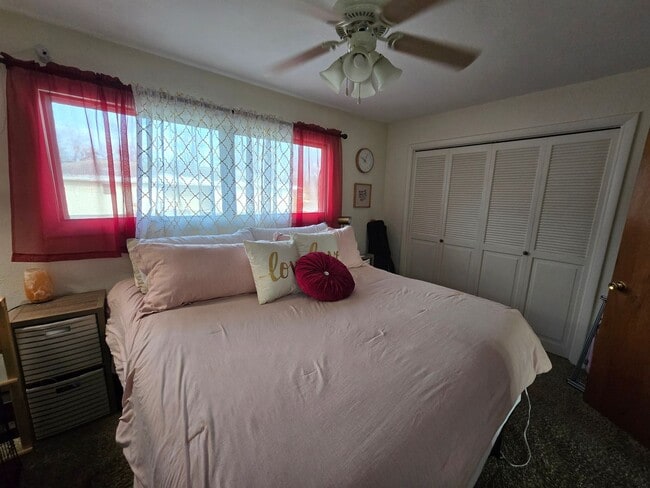 Building Photo - 203 Eisenhower Dr