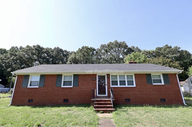 Building Photo - 5601 Eunice Dr
