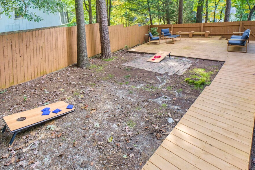 Building Photo - 7912 Brandyapple Dr