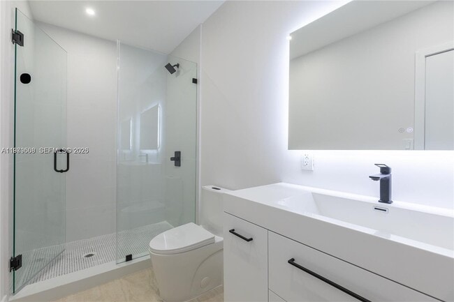 Building Photo - 2251 SW 20th St