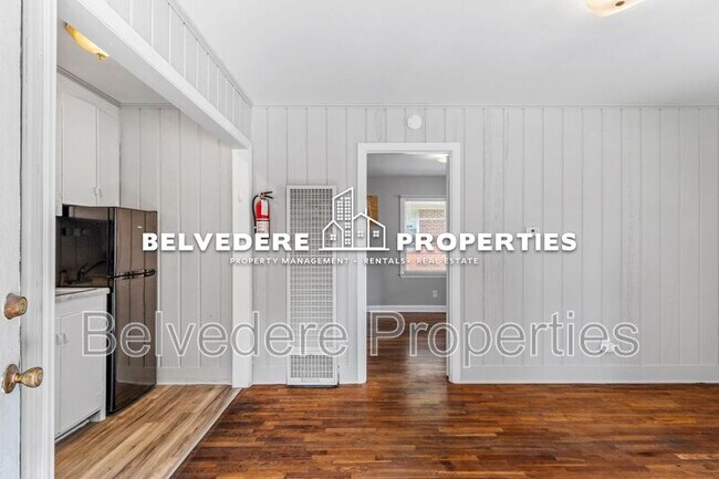 Building Photo - 217 McIver St