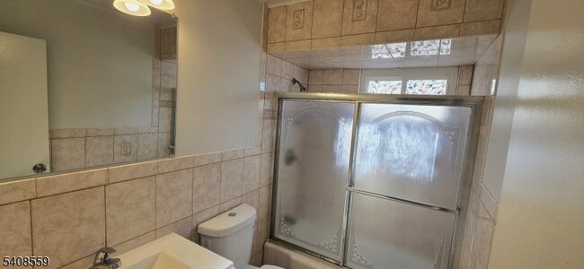 Building Photo - 260 Everett Rd