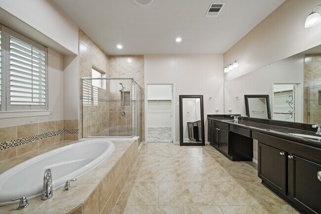 Building Photo - 6614 Sterling Shores Ln