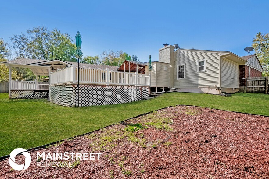 Building Photo - 5411 Laureltree Pl