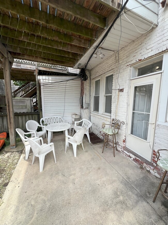 Patio Area - 12 Gay St