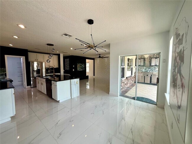 Building Photo - 2706 Monticello Way