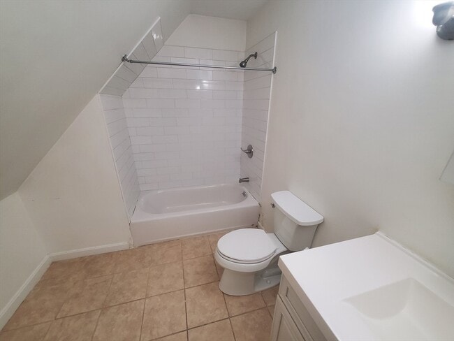 Building Photo - 112 Front St