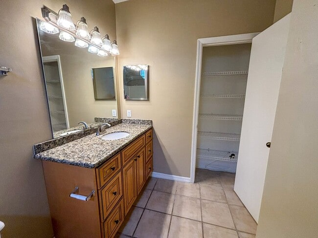 Building Photo - The Gables #29 - Pet Friendly!