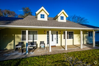 Building Photo - 28791 Yosemite Springs Pkwy