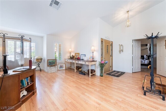 Building Photo - 8628 Highacre Dr