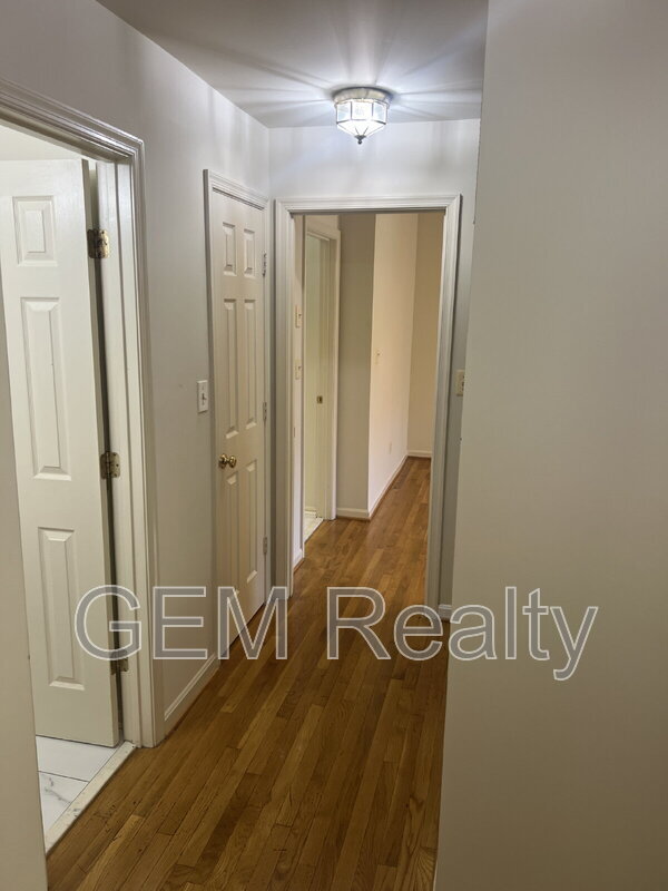Building Photo - 6510 Marsh Ct