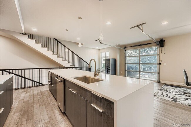 Building Photo - 177 S Harrison St