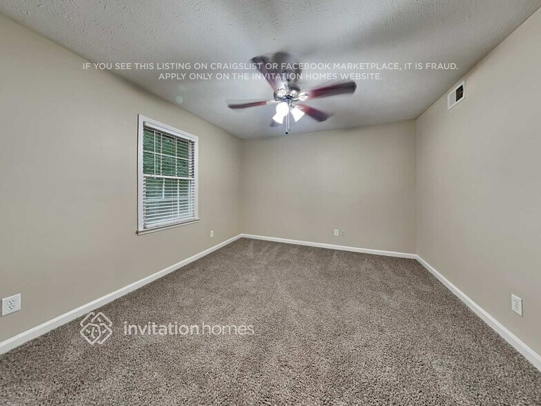 Building Photo - 131 Bentridge Ct