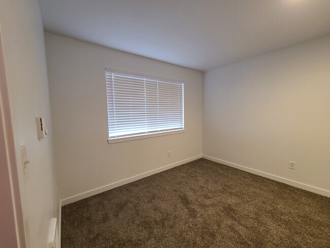 Front bedroom - 24603 104th Avenue Ct E
