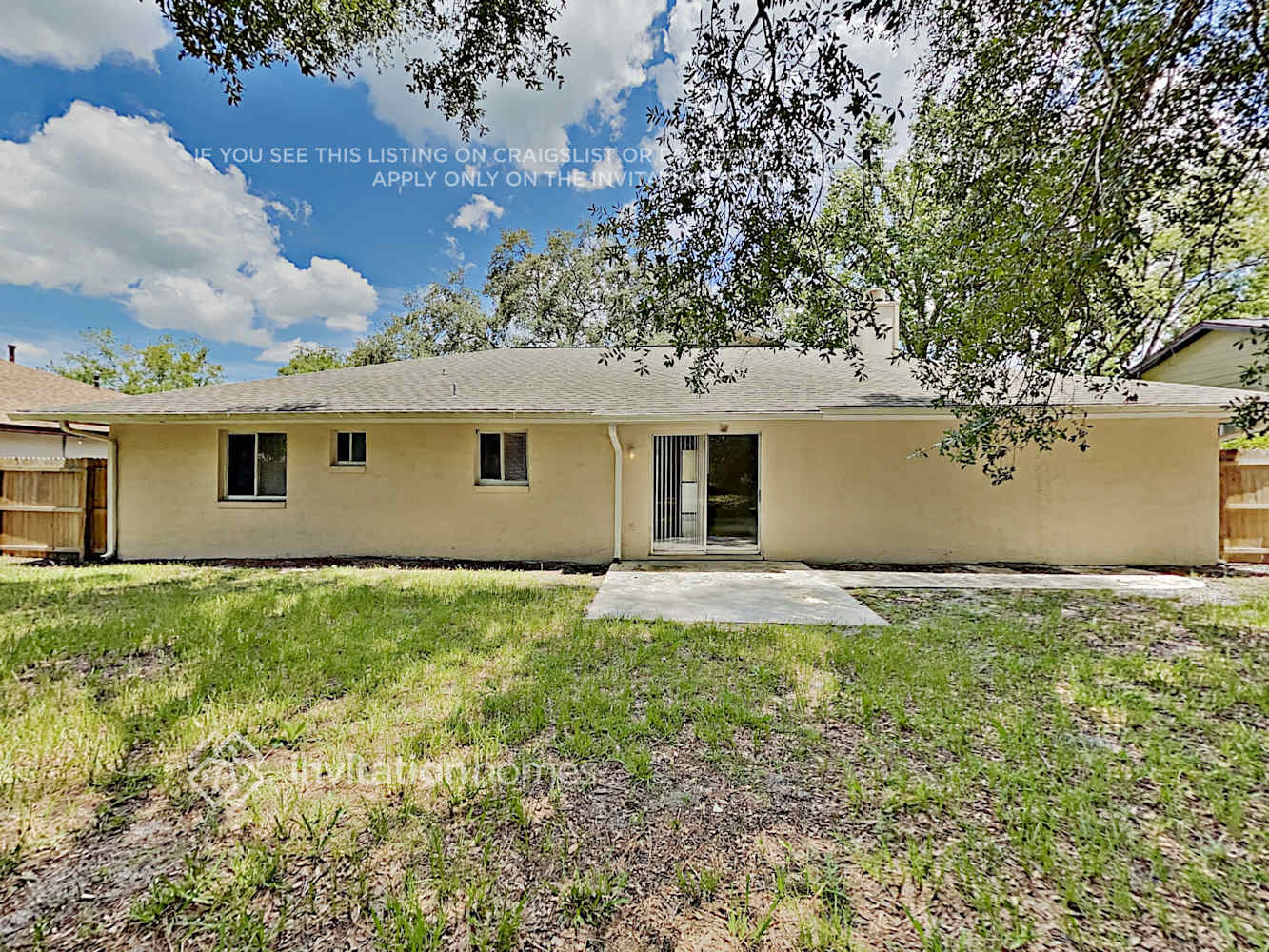 Building Photo - 1360 Sterling Oaks Dr