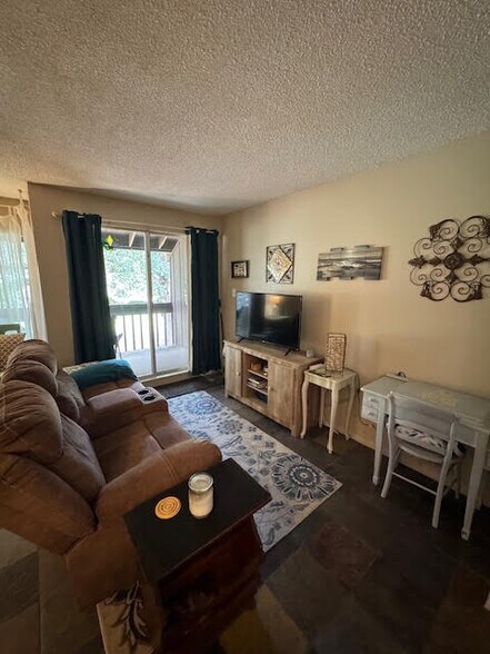 Building Photo - 217 Molokai Vlg