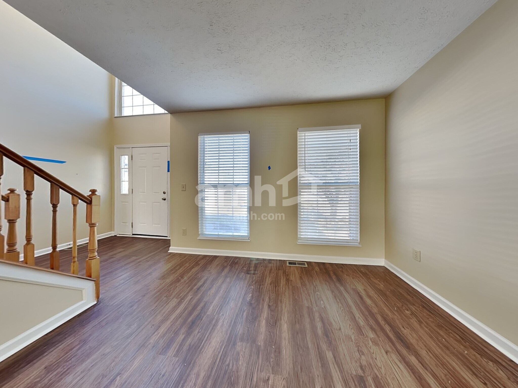 Building Photo - 25 Thorne Hill Dr