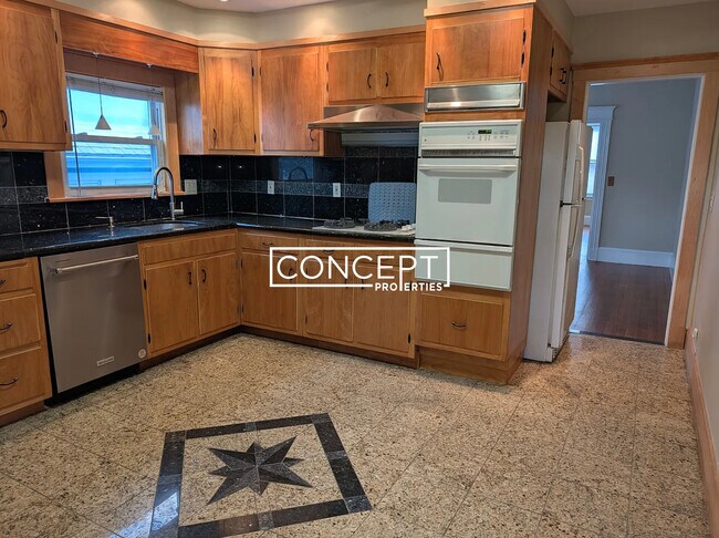 Primary Photo - 761 Boylston St